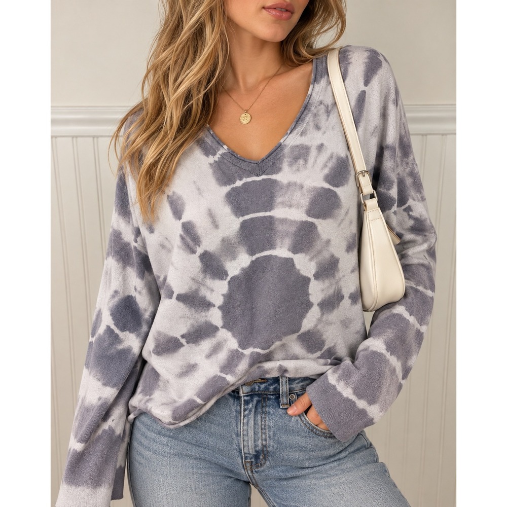 Fate Purple Gray Tie Dye V-Neck Pullover Sweater
